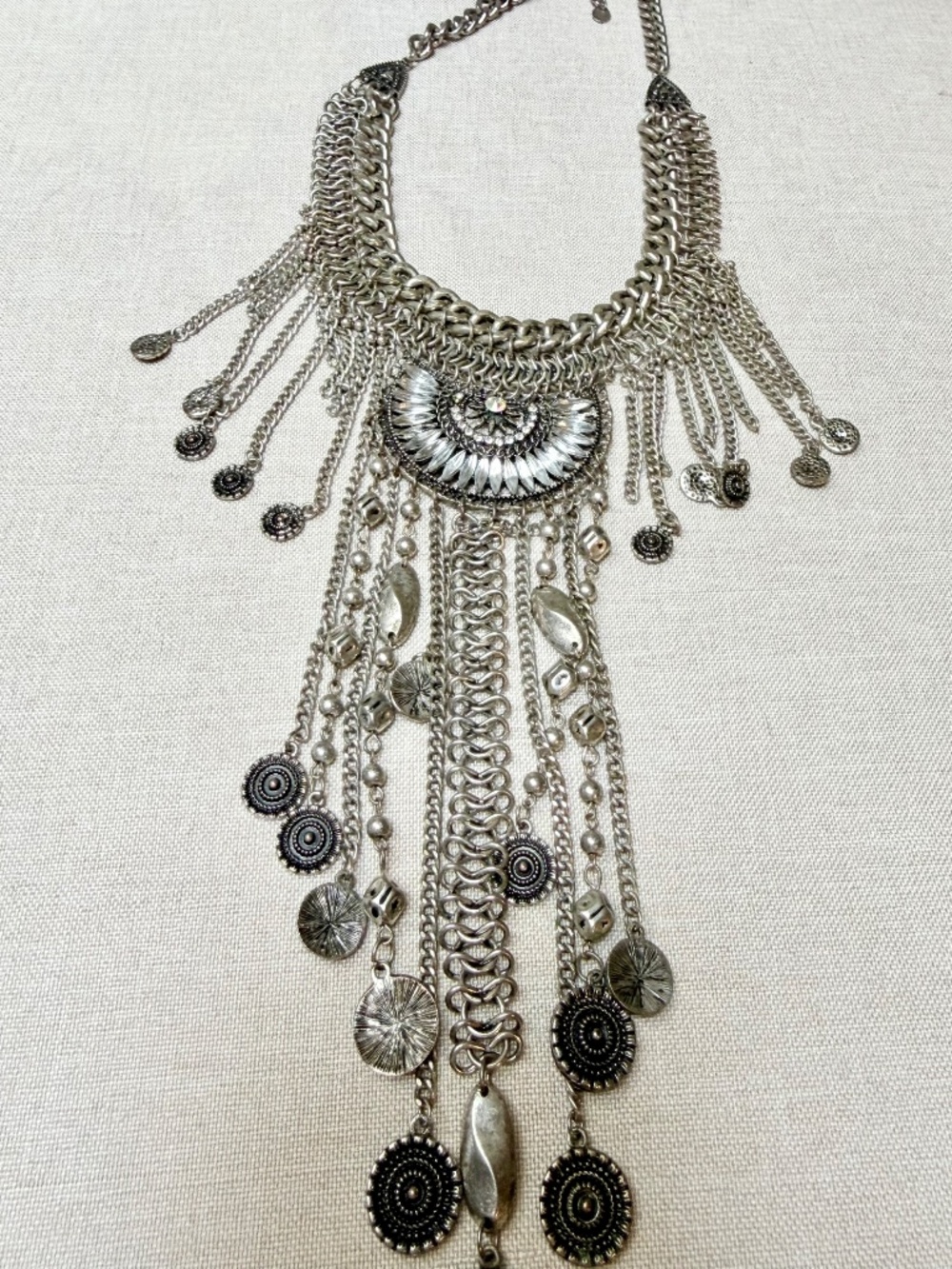 Paparazzi "The Alicia" Zi Collection Silver Tone Boho Statement Necklace - Picture 6 of 8